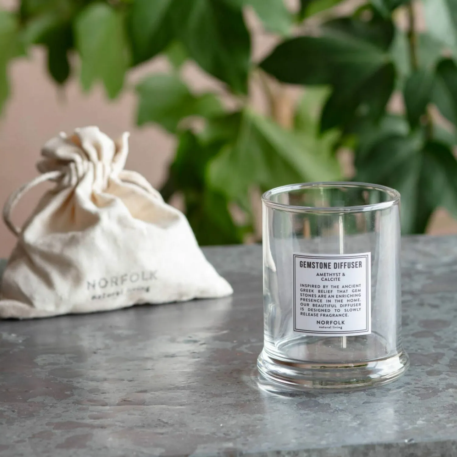 Graham & Green Amethyst and Calcite Gemstone Diffuser Votive