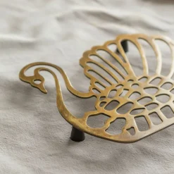 Graham & Green Antiqued Brass Swan Trivet