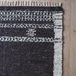 Graham & Green Archer Wool Rug 140 x 200cm