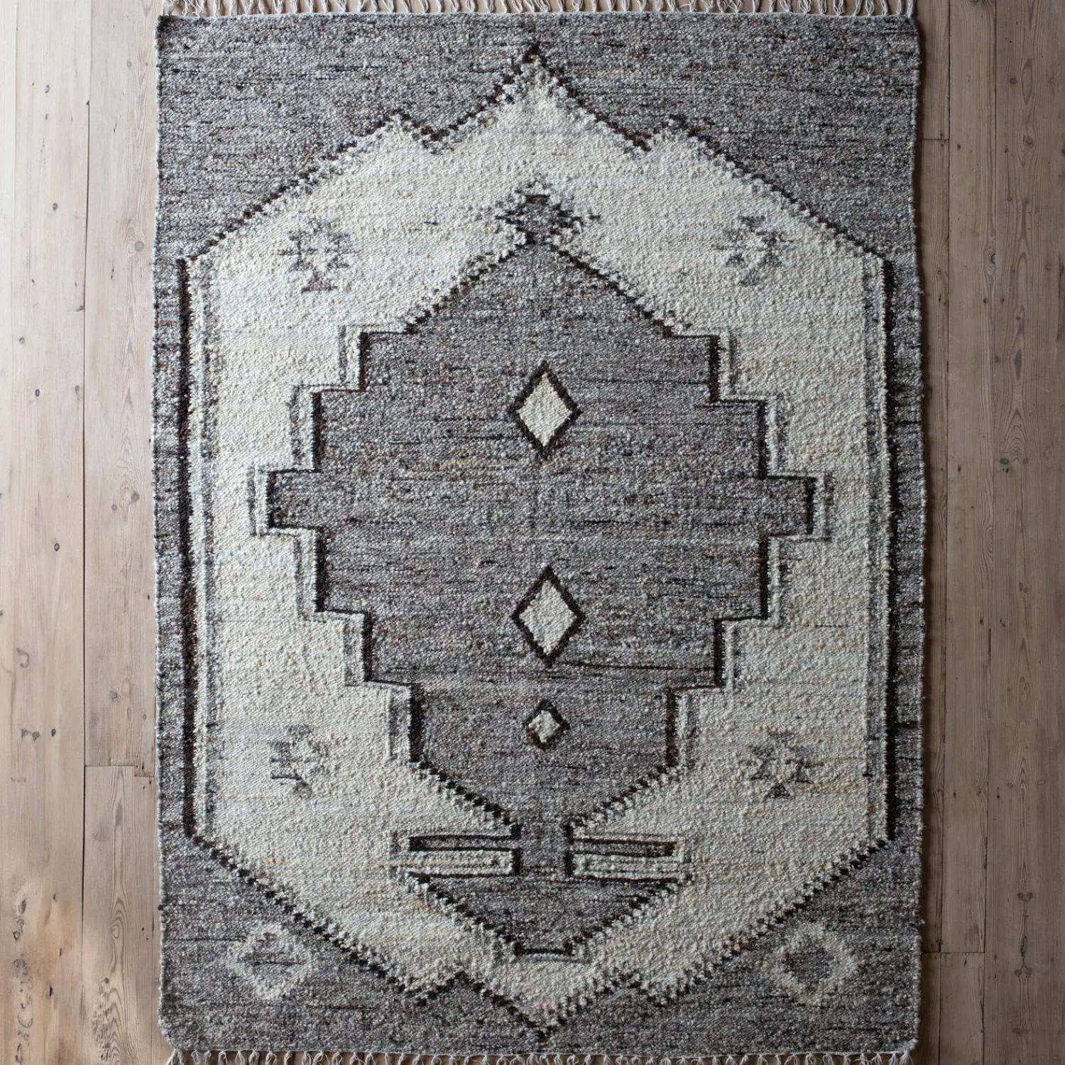 Graham & Green Asher Wool Rug 160 x 230cm