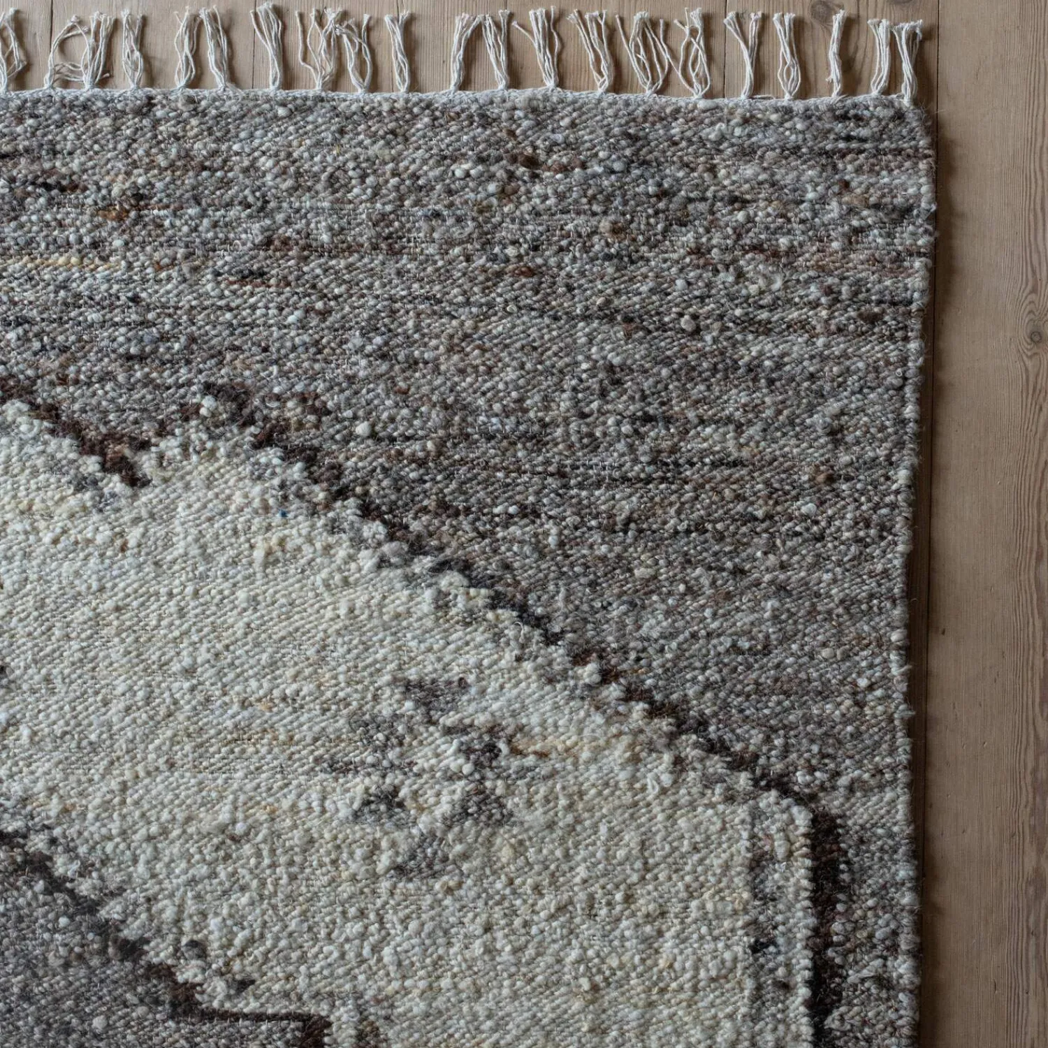 Graham & Green Asher Wool Rug 160 x 230cm