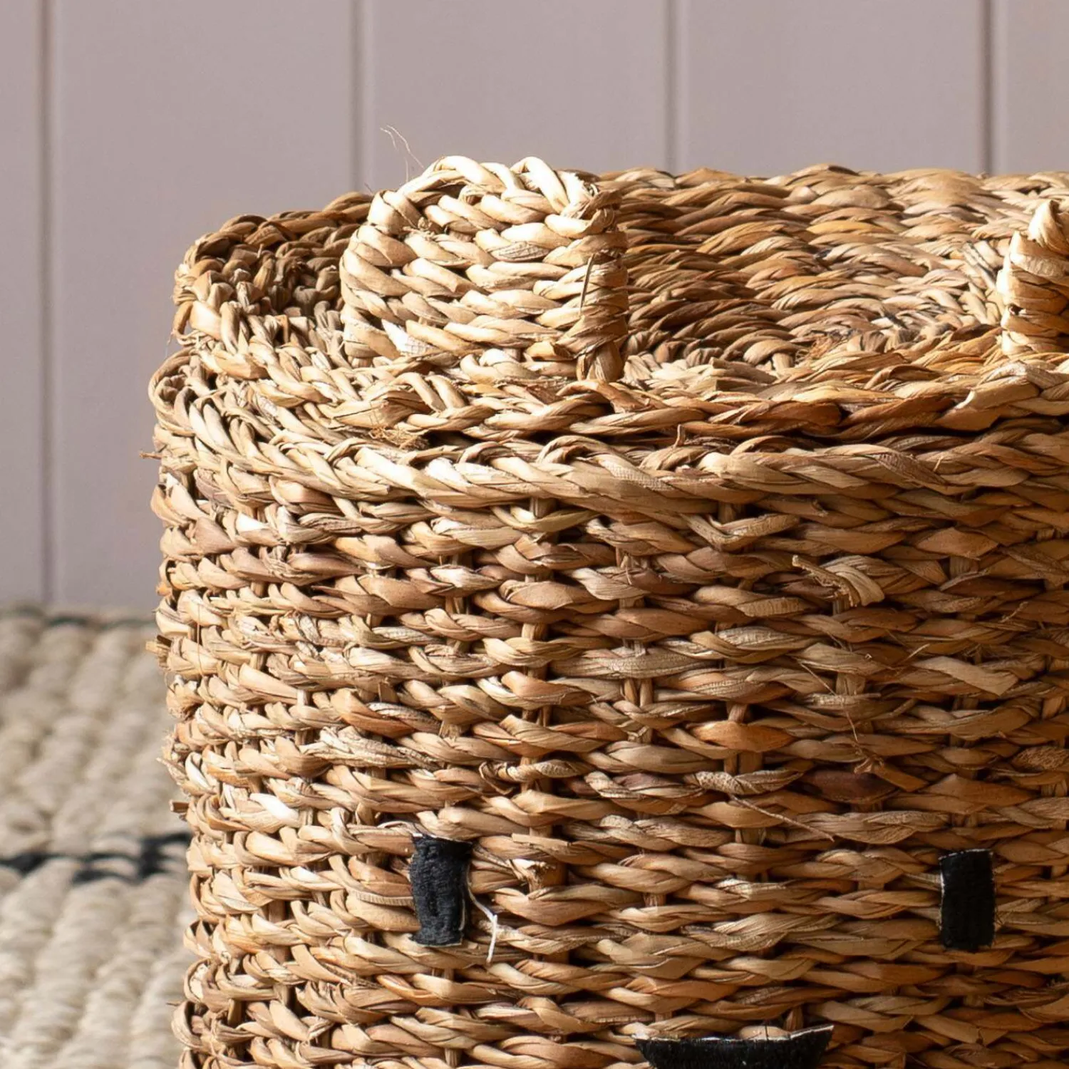 Graham & Green Bear Woven Seagrass Basket with Lid