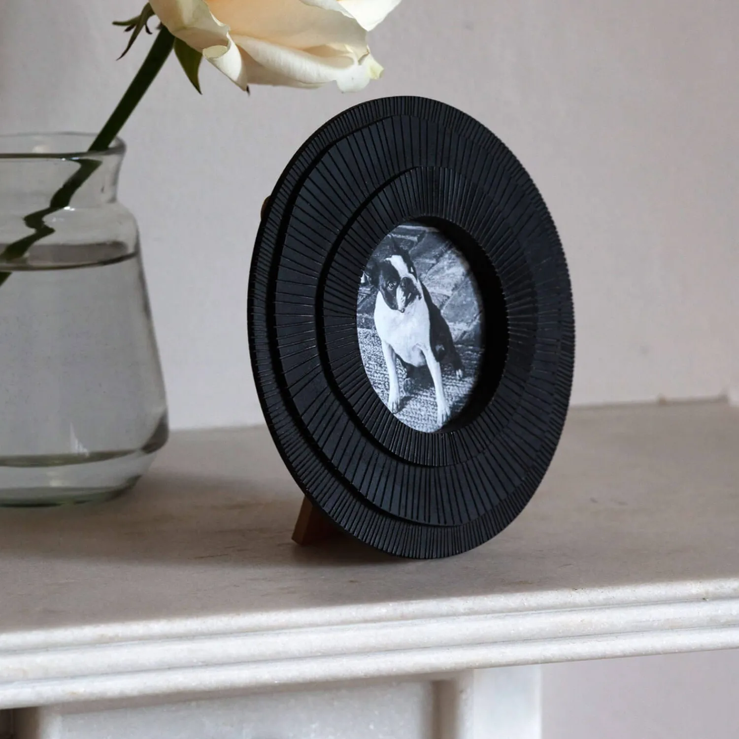 Graham & Green Black Round Layered Photo Frame