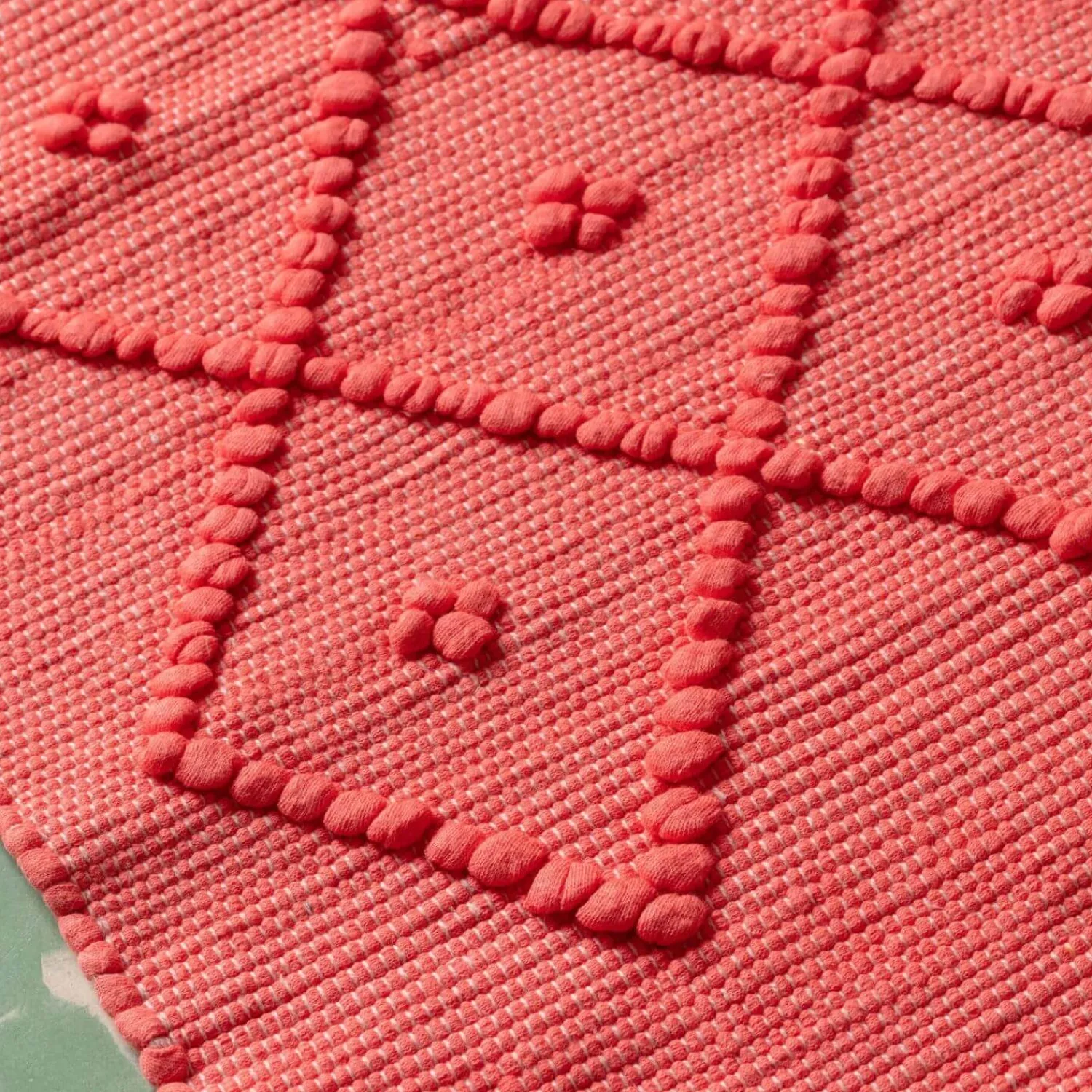Graham & Green Coral Loop Bath Mat 50 x 90cm