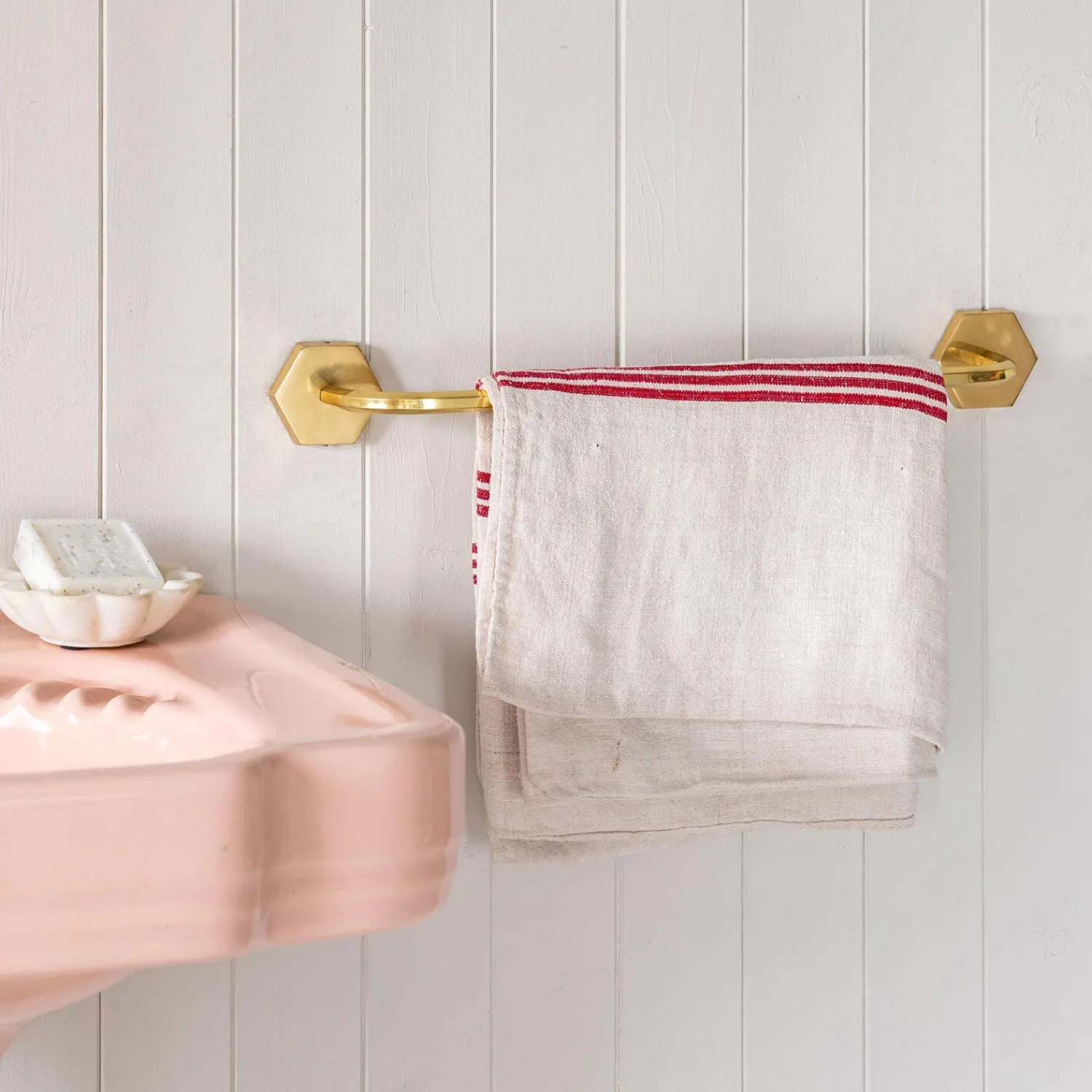 Graham & Green Devonshire Hexagon Towel Rail