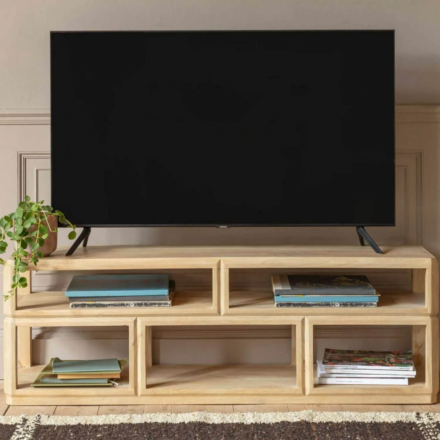 Graham & Green Evander TV Stand