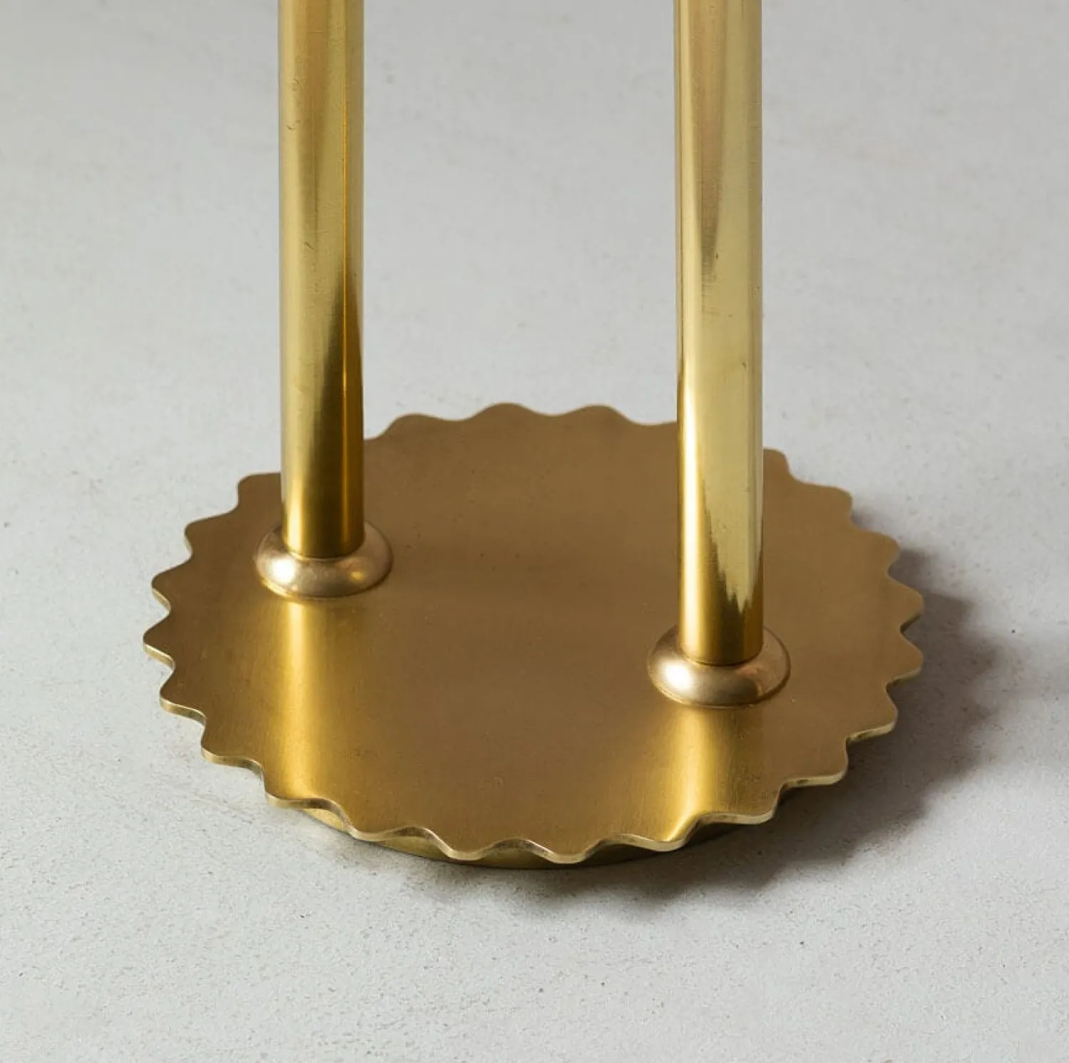 Graham & Green Fosse Free Standing Toilet Roll Holder