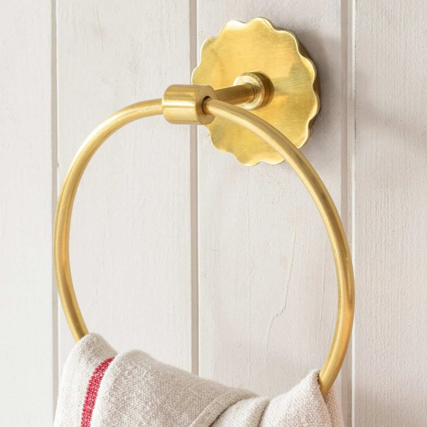Graham & Green Fosse Towel Ring