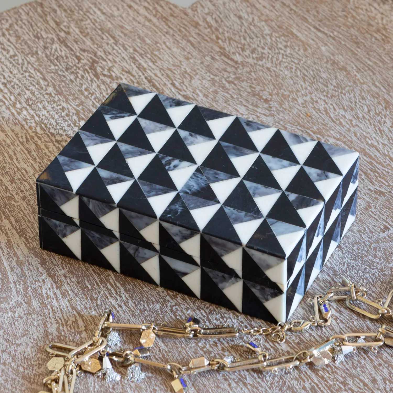 Graham & Green Geometric Pyramid Box