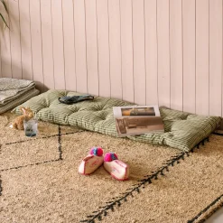 Graham & Green Green Check Bed Roll