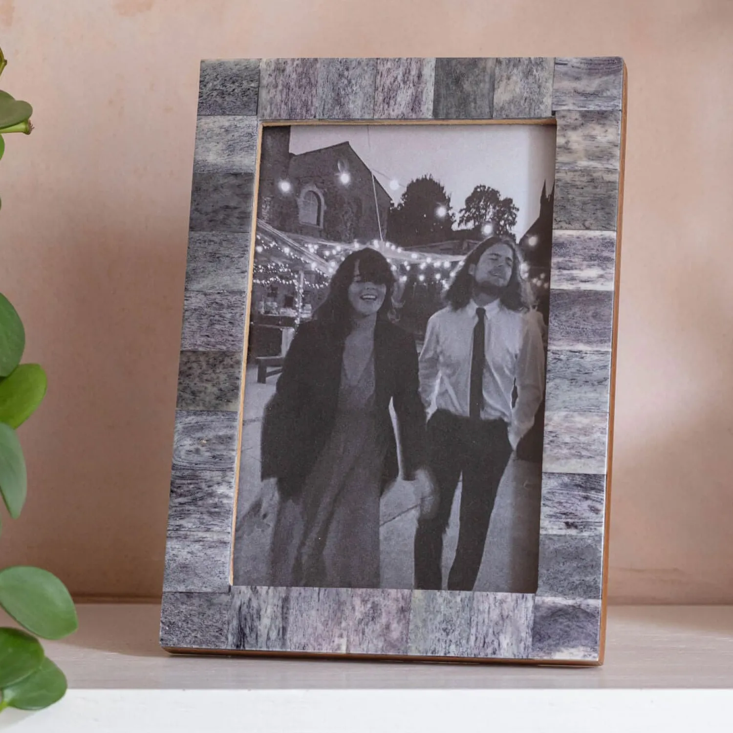 Graham & Green Grey Bone Photo Frame