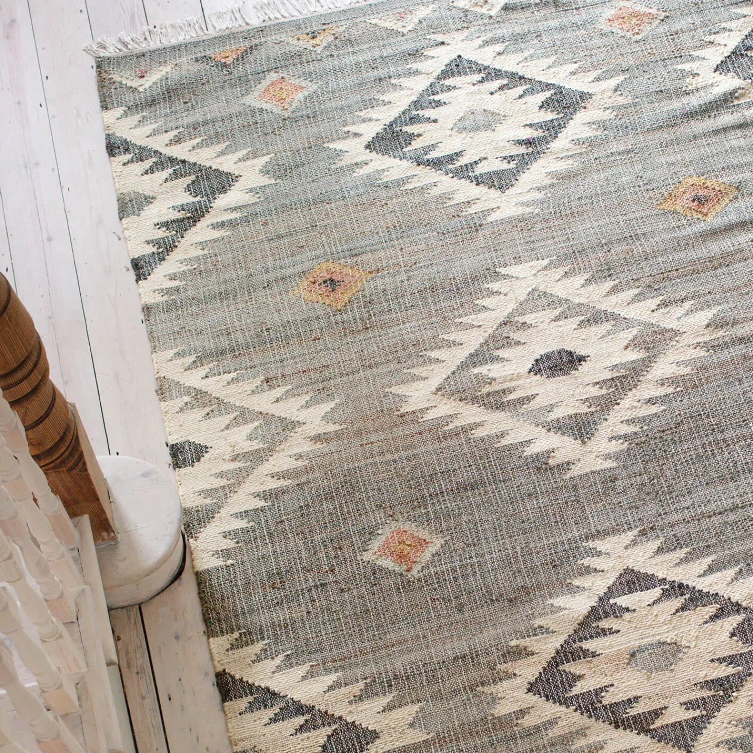 Graham & Green Haley Jute Kilim Rug 160 x 230cm