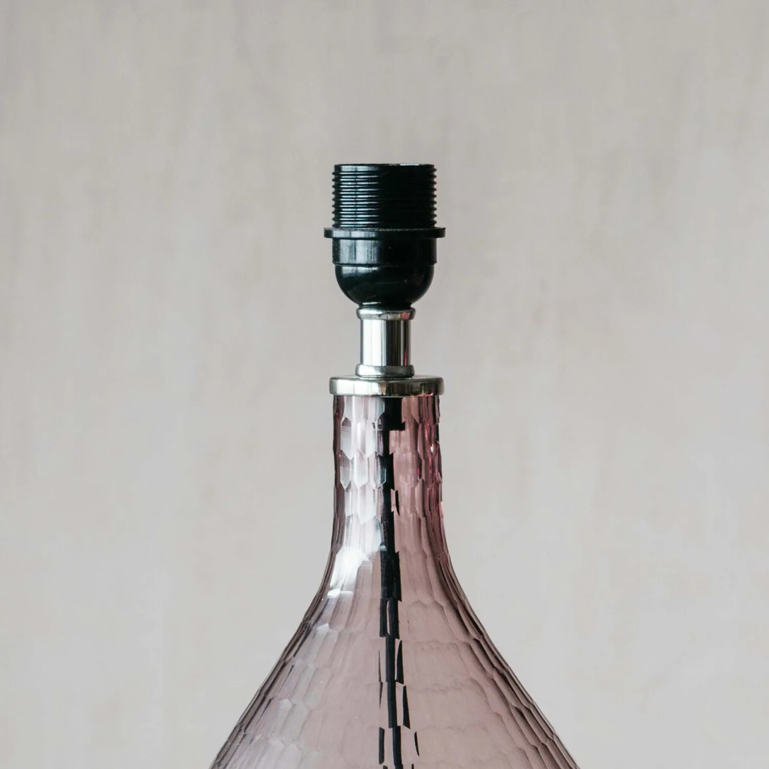 Graham & Green Hammered Pink Glass Table Lamp