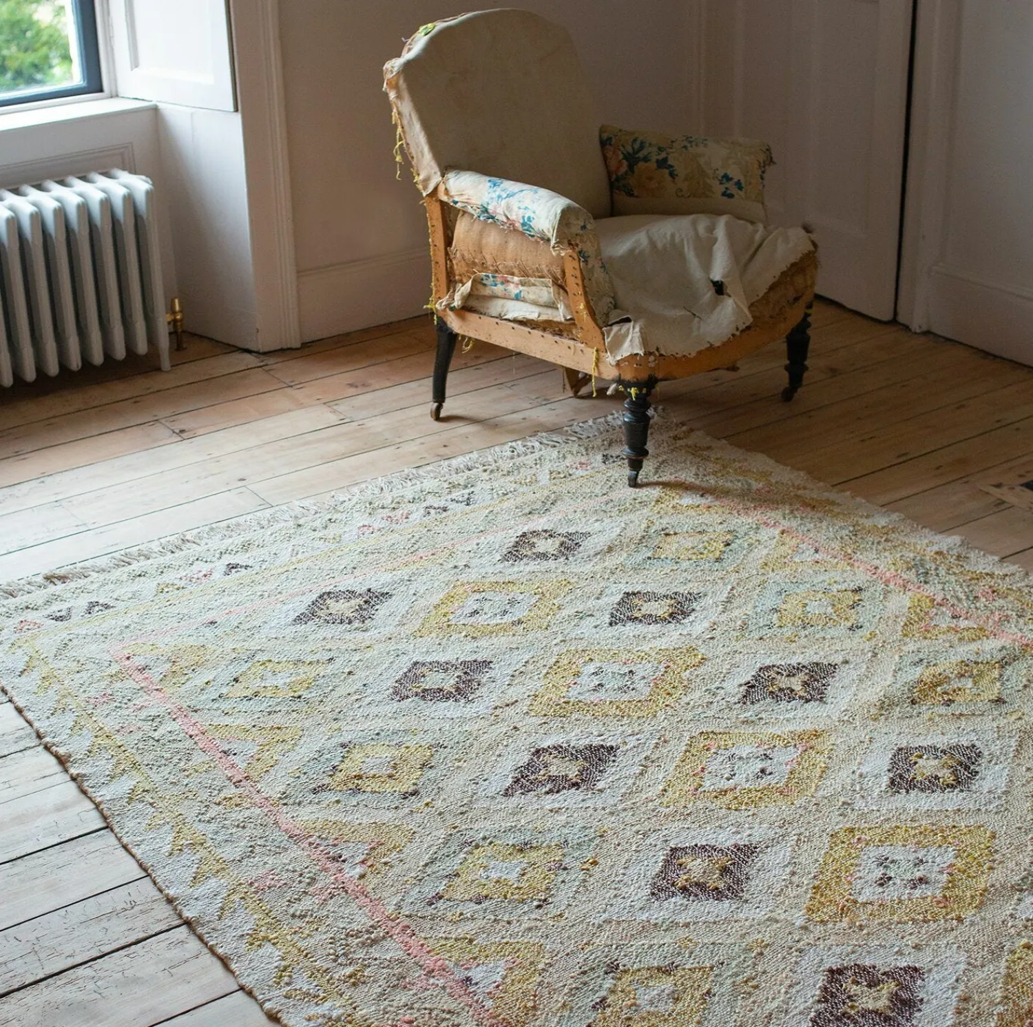 Graham & Green Jolie Jute Kilim Rug 200 x 140cm