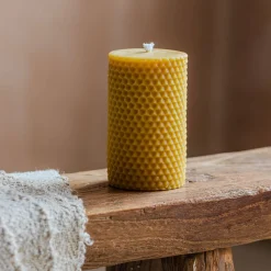 Graham & Green Large Beeswax Pillar Candle