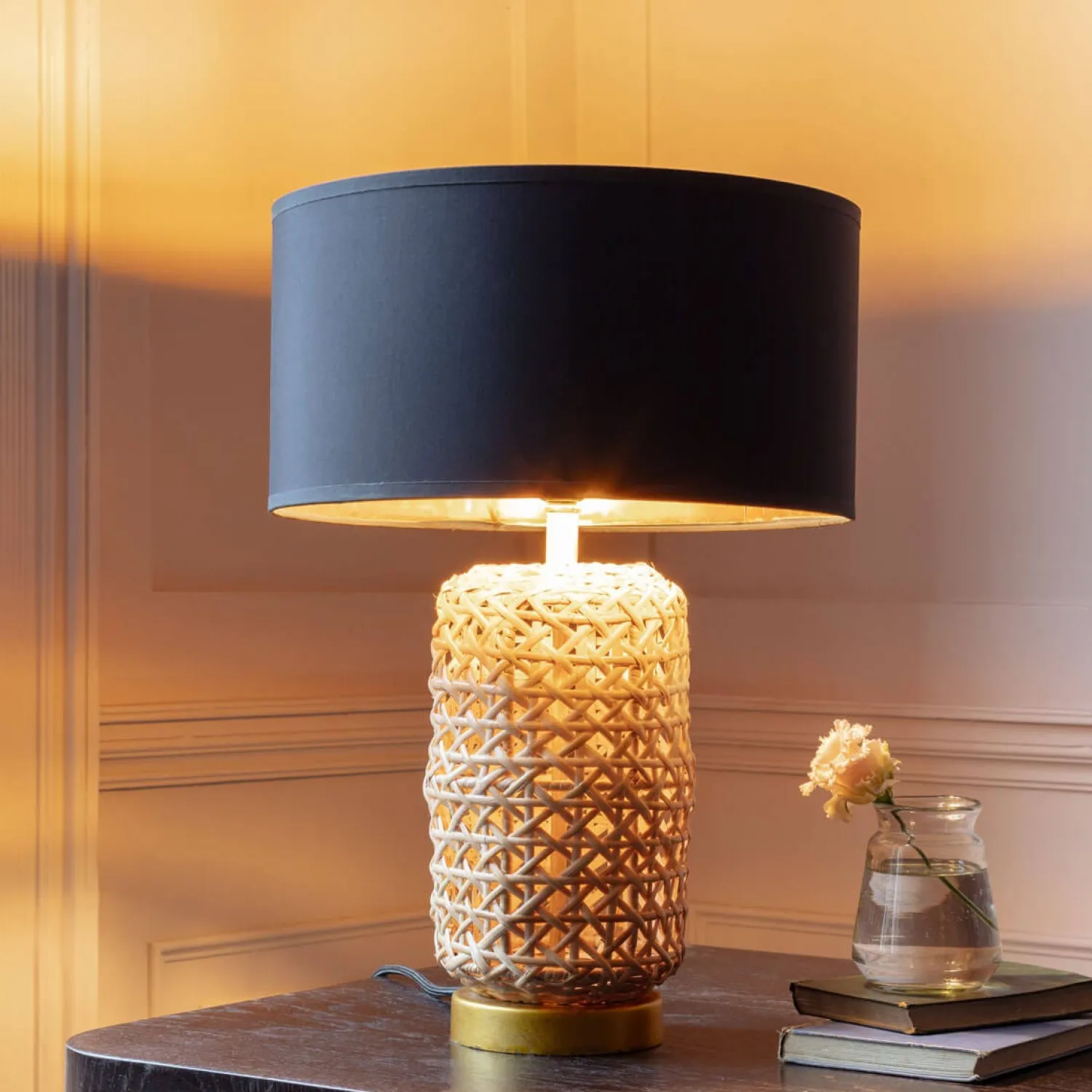 Graham & Green Lari Table Lamp