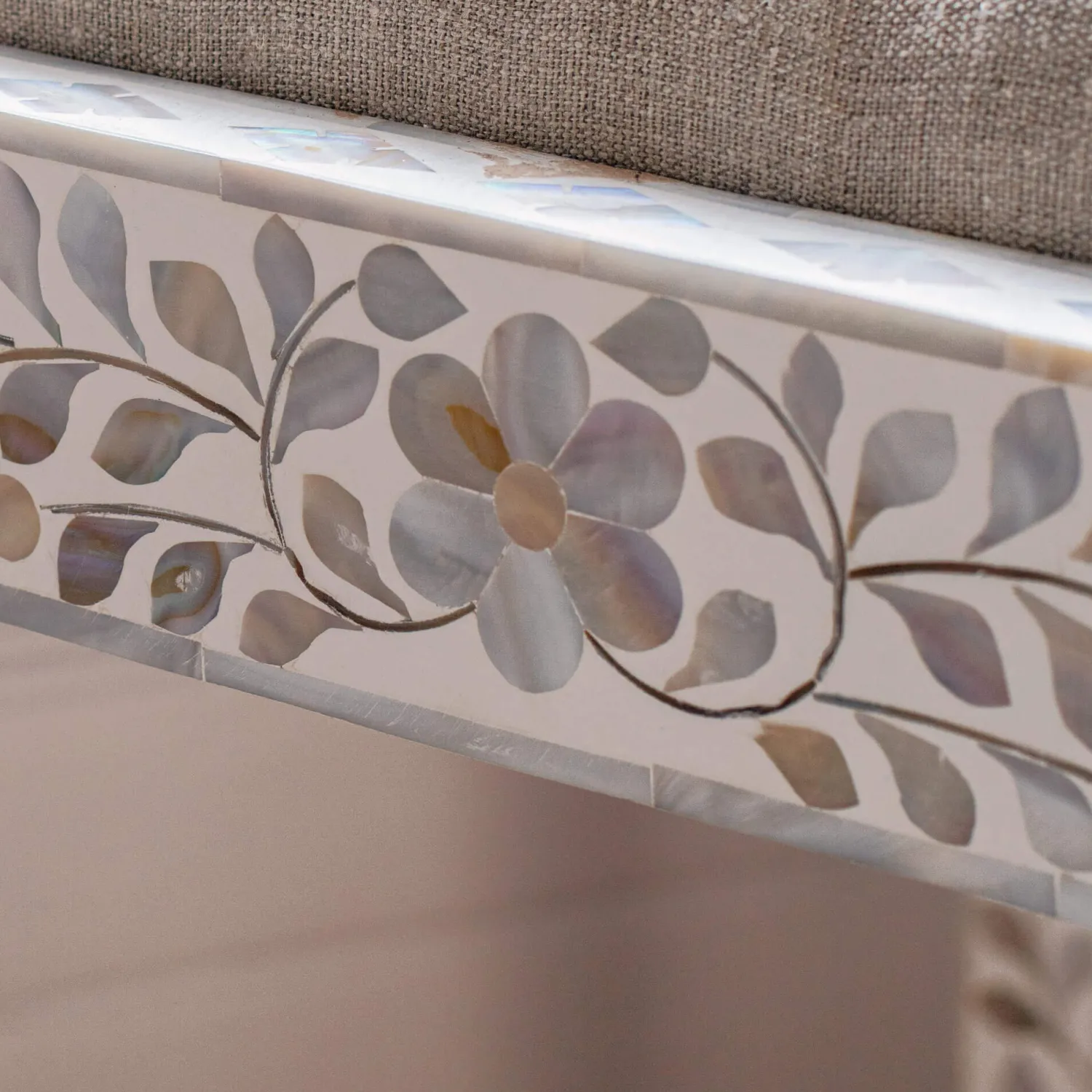 Graham & Green Maxi White Mother of Pearl Stool