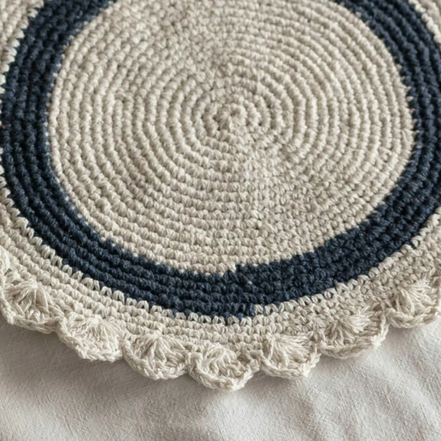 Graham & Green Midnight Blue Crochet Round Placemat