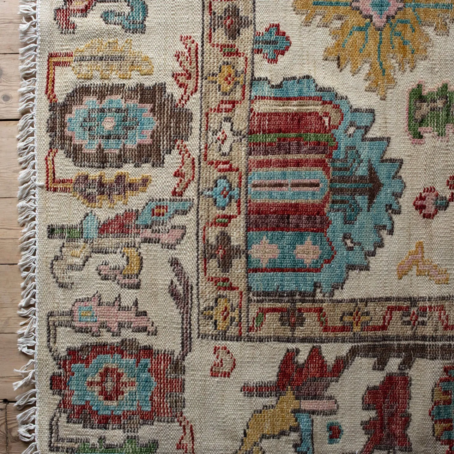 Graham & Green Millie Hand-Knotted Rug 200 x 300cm