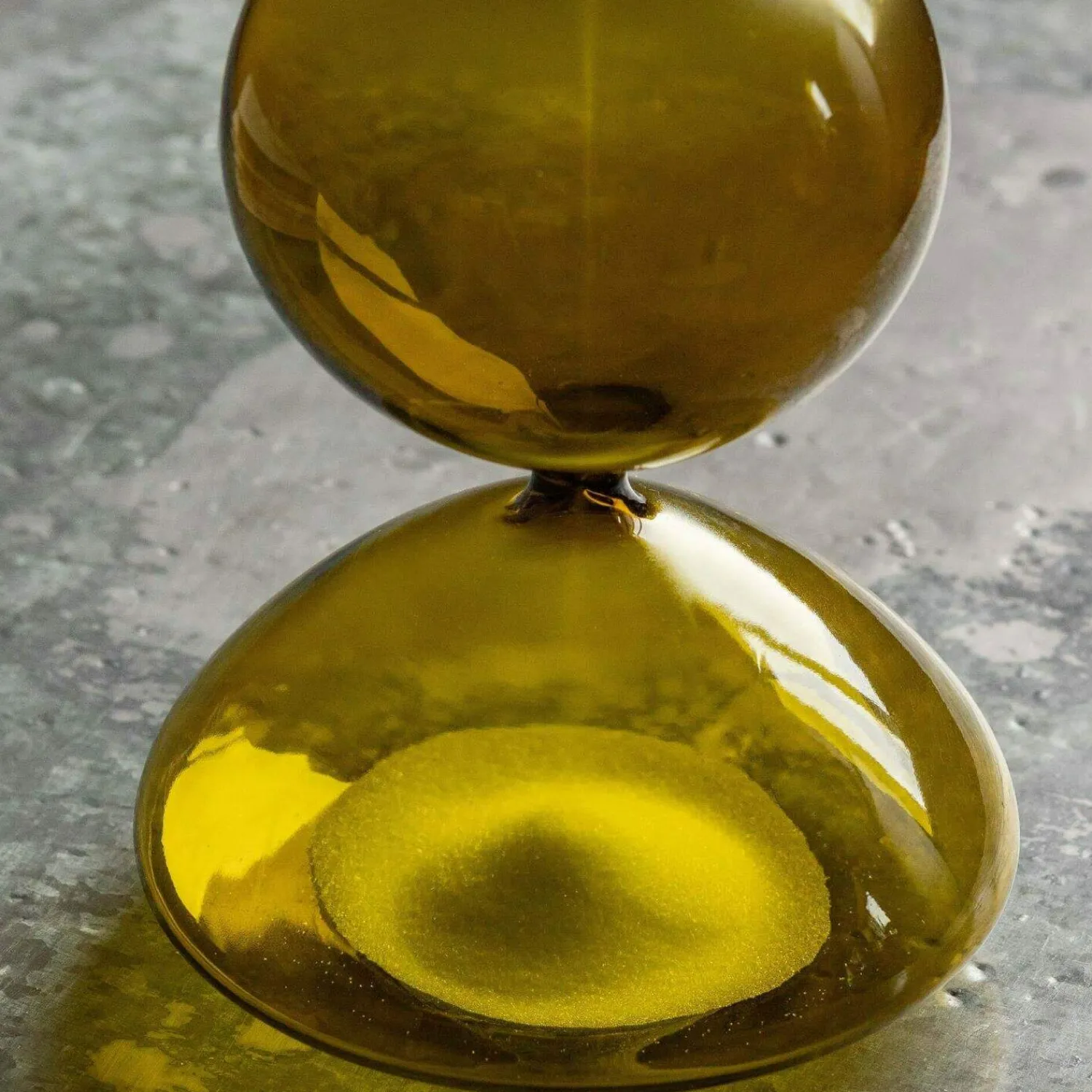 Graham & Green Olive Green Hourglass