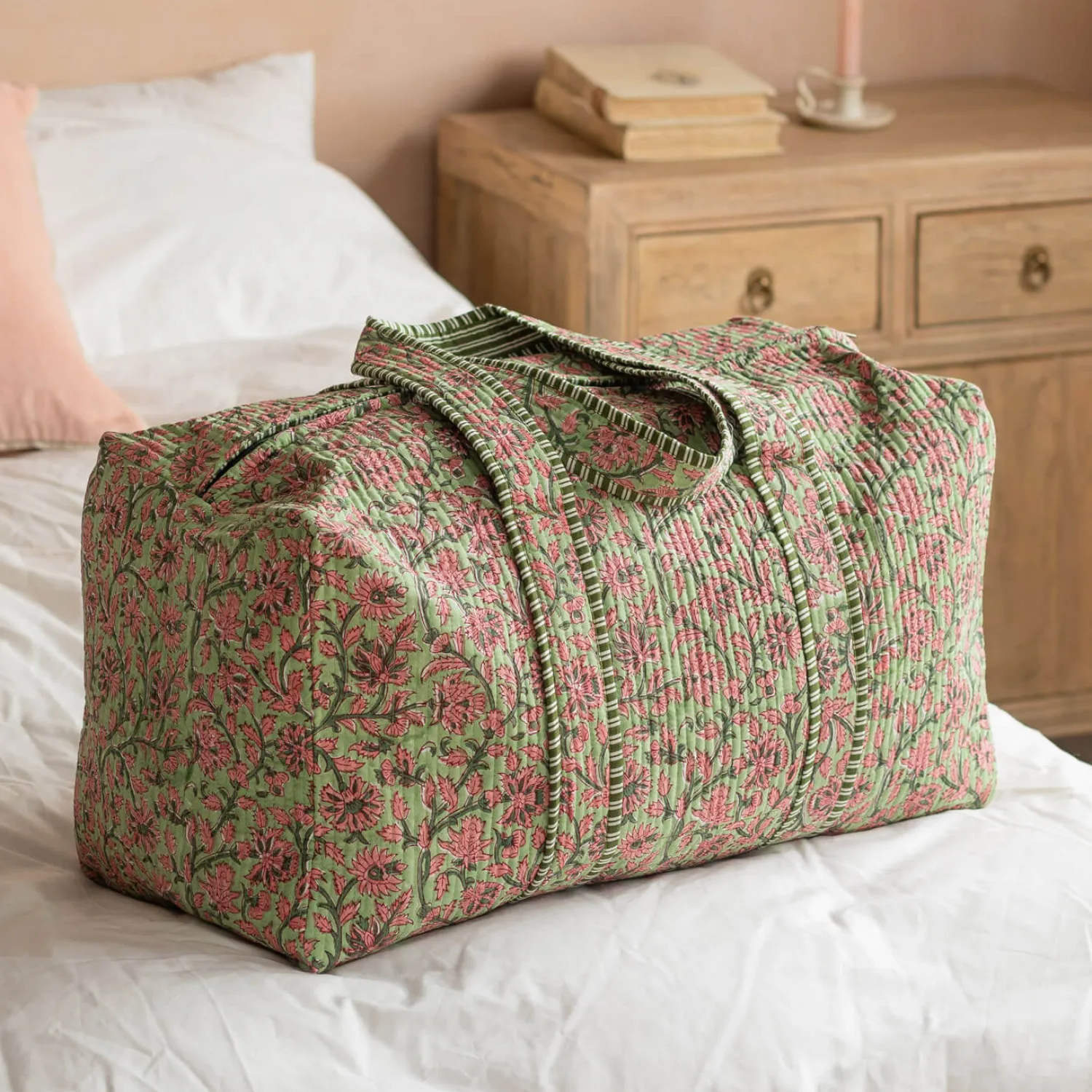 Graham & Green Pink & Green Floral Weekend Bag - Large