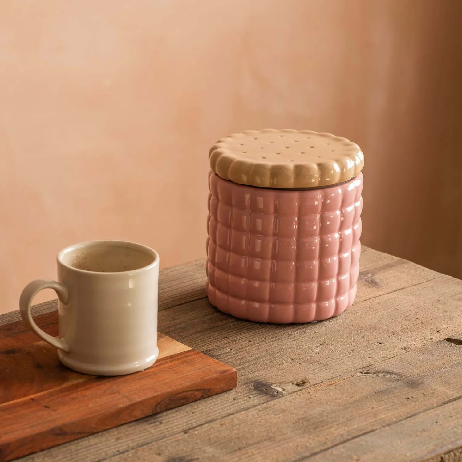 Graham & Green Pink Ceramic Cookie Jar