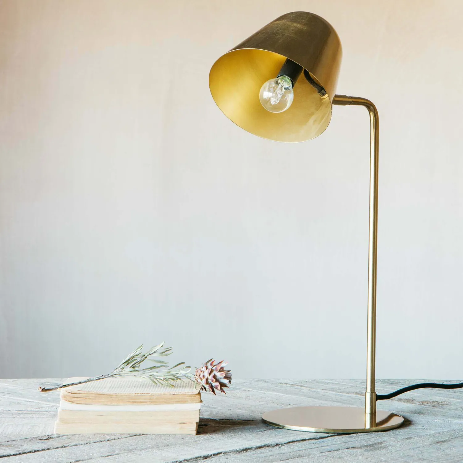 Graham & Green Rowan Brass Table Lamp