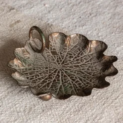 Graham & Green Rustic Leaf Candle Holder