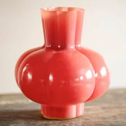 Graham & Green Scalloped Pink Vase
