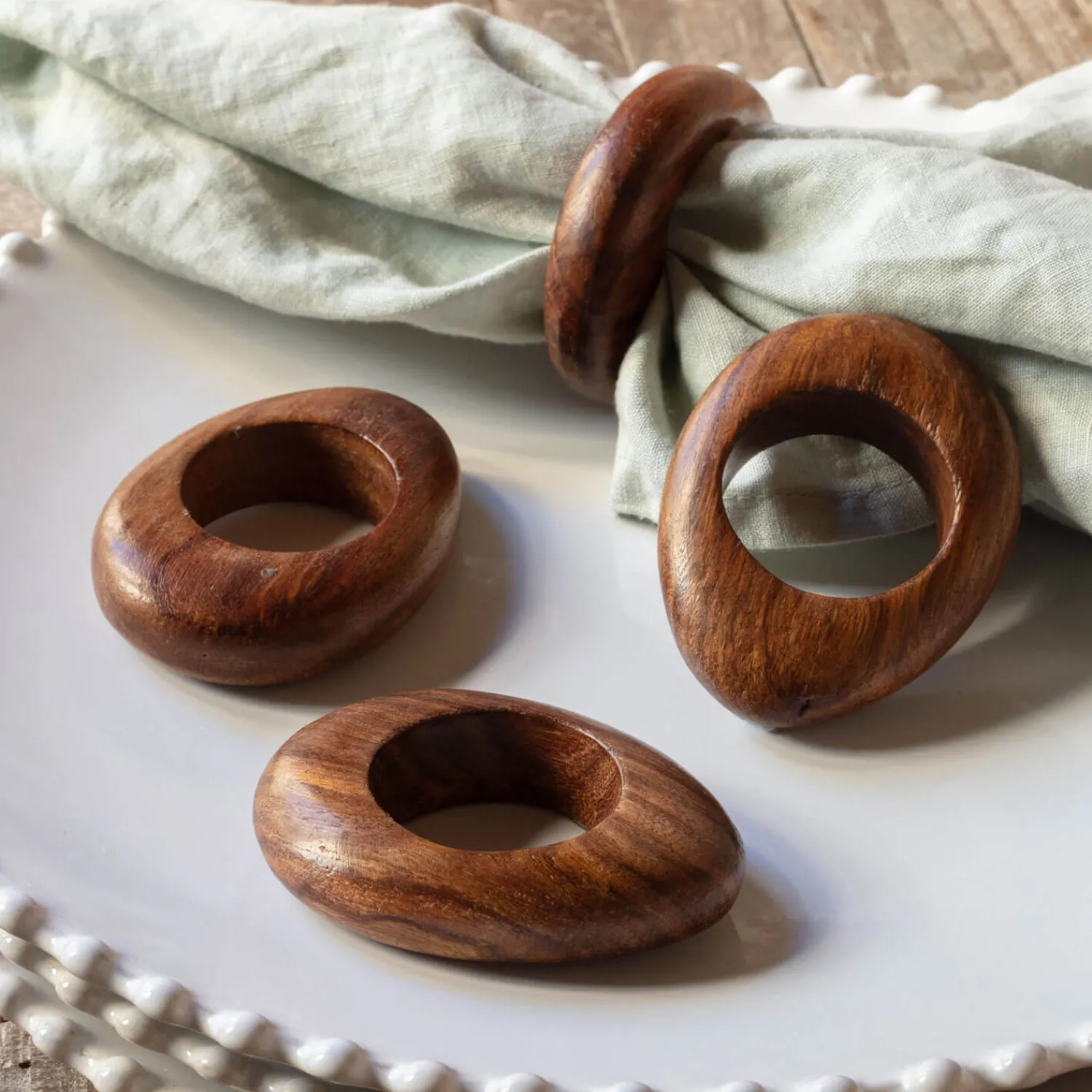 Graham & Green Set of Four Oval Wooden Napkin Rings