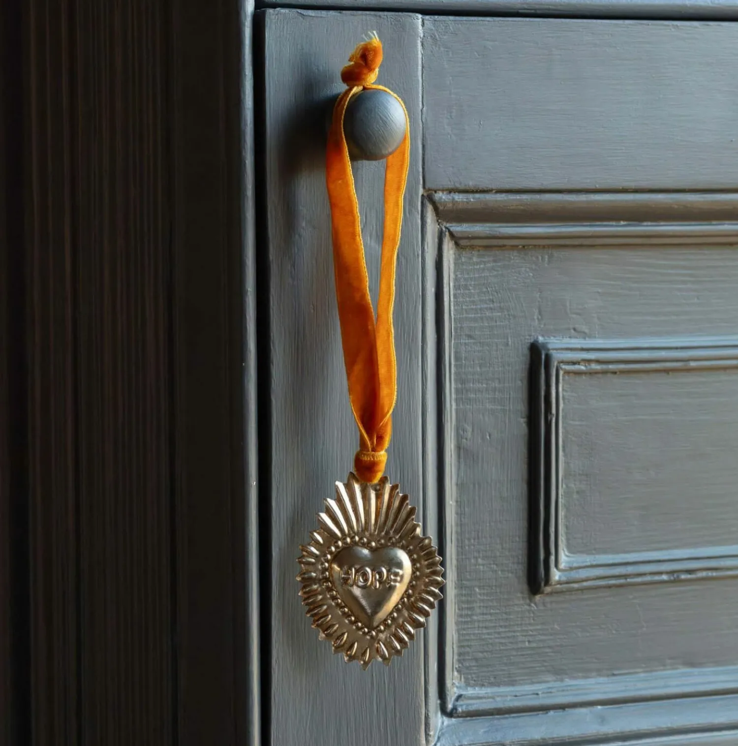 Graham & Green Set of Three Hanging Hearts