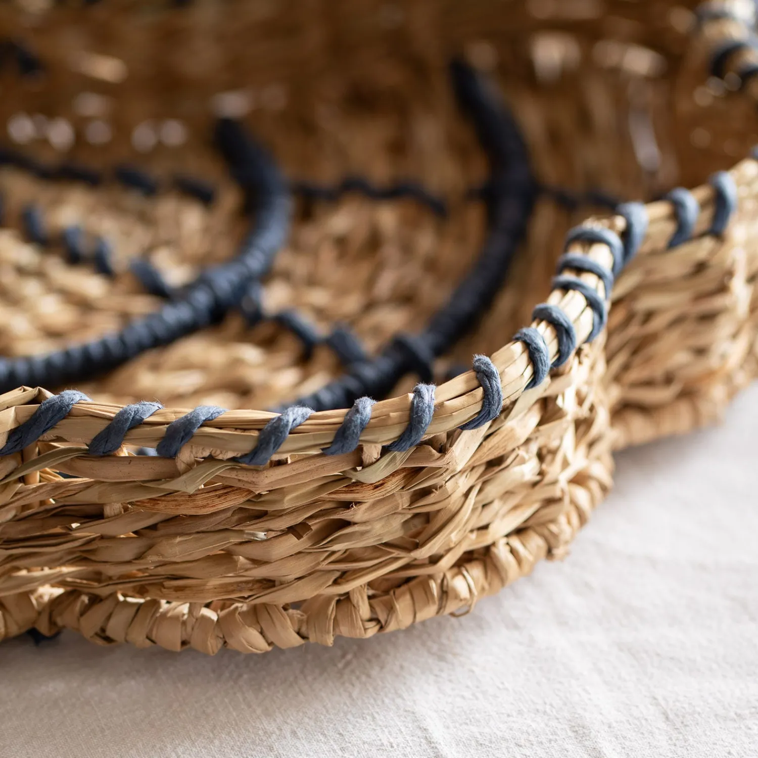 Graham & Green Set of Two Woven Shell Trays