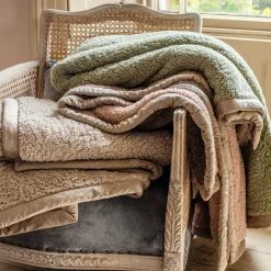 Graham & Green Sherpa Throw Pistachio