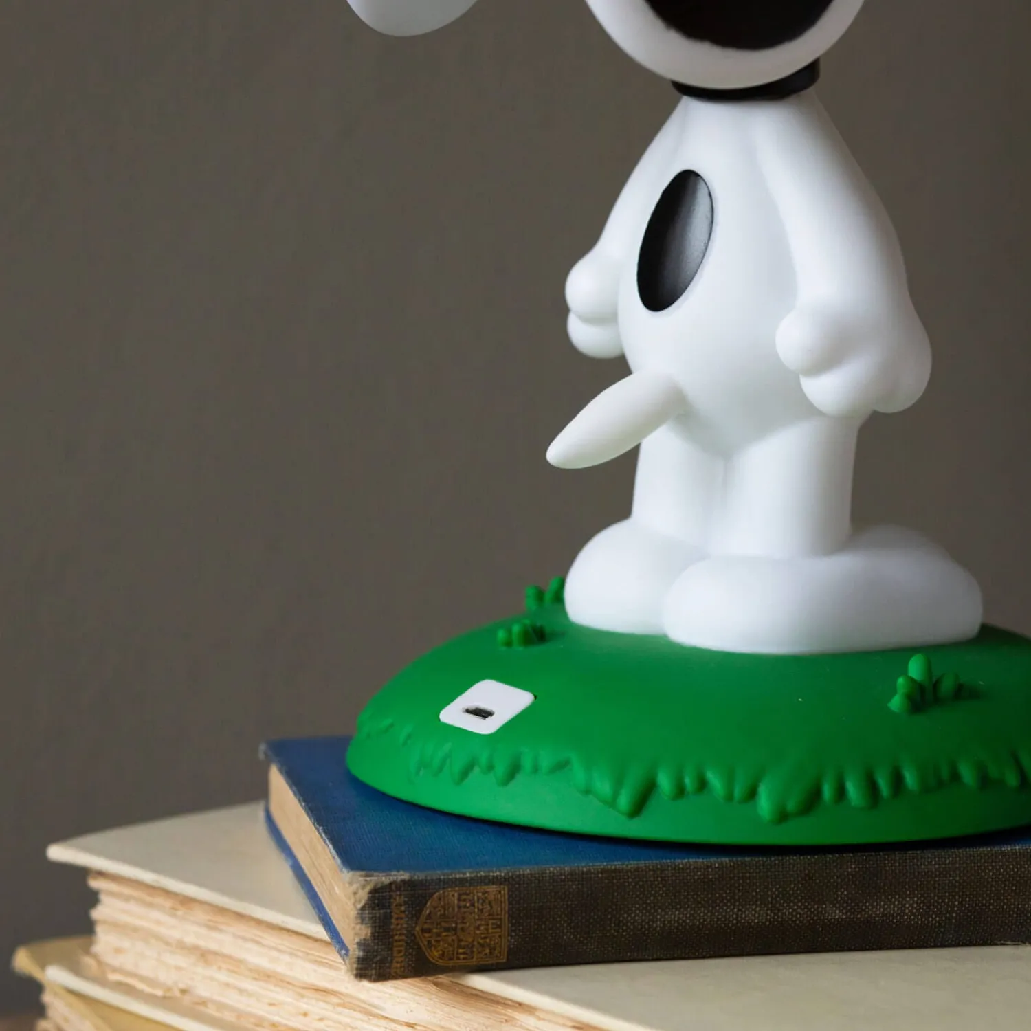 Graham & Green Snoopy LED Night Light Lamp