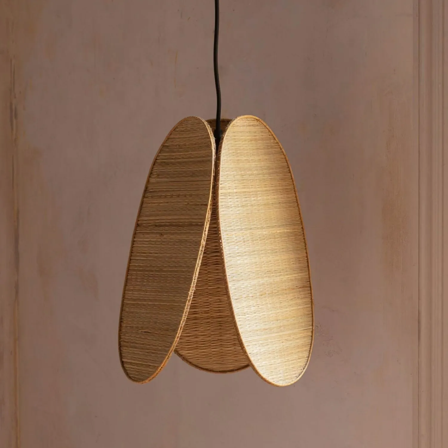 Graham & Green Snowdrop Wicker Pendant Light