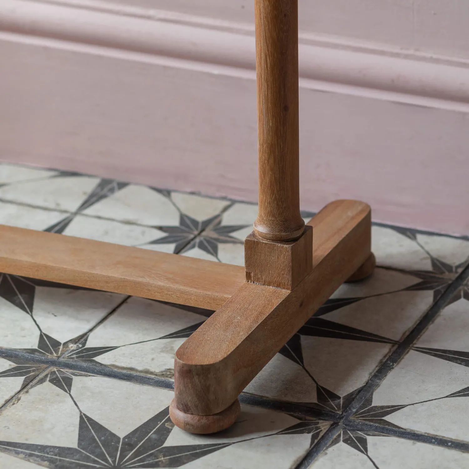 Graham & Green Triple Rung Towel Stand