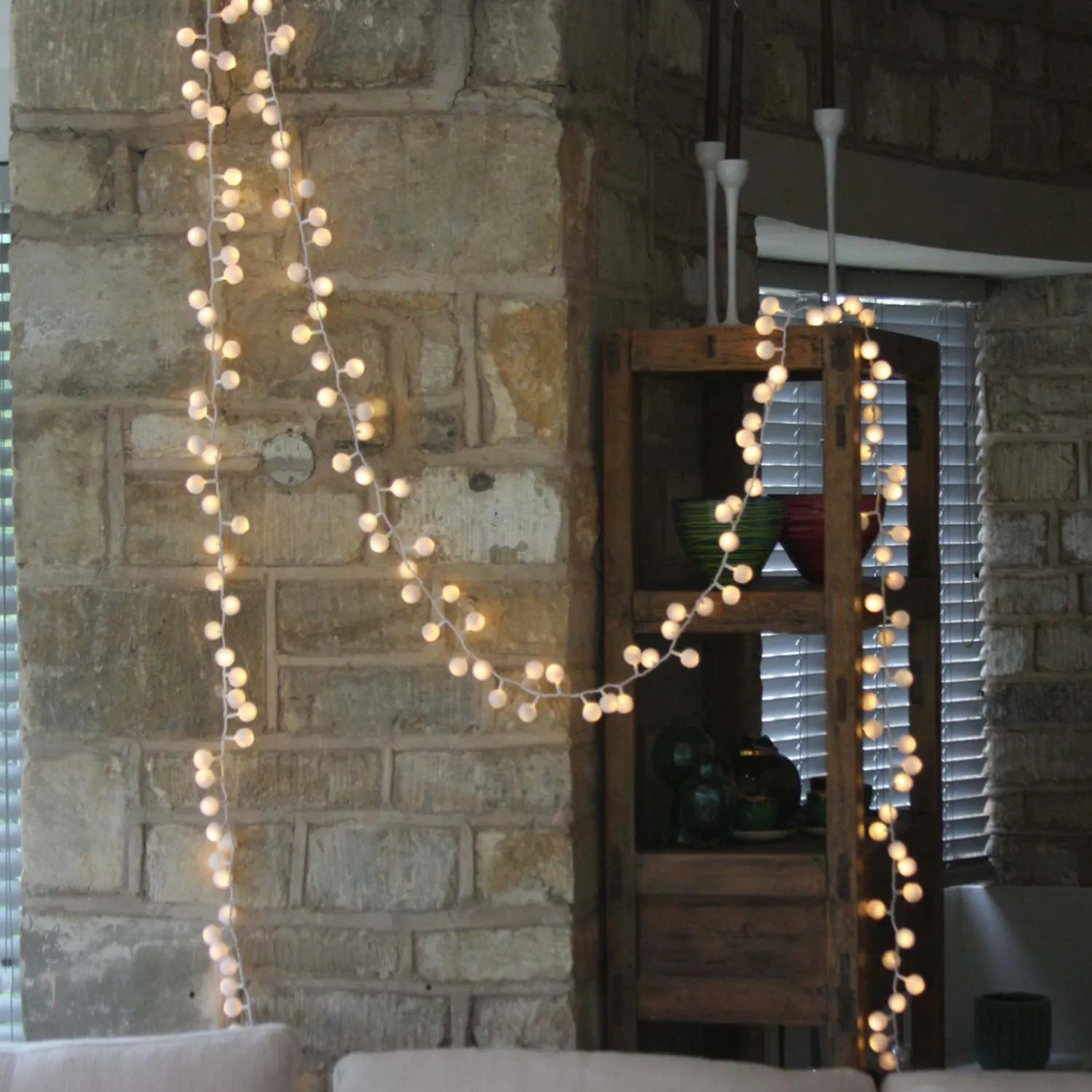 Graham & Green White Pom Pom Garland